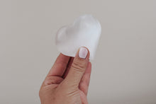 Load image into Gallery viewer, Selenite Hearts
