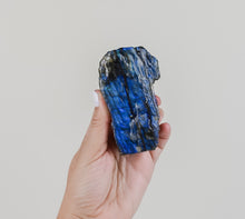 Load image into Gallery viewer, Labradorite