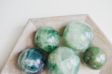 Load image into Gallery viewer, Fluorite Spheres