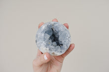 Load image into Gallery viewer, Celestite Sphere