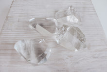 Load image into Gallery viewer, Himalayan Quartz Palm Stones