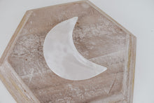 Load image into Gallery viewer, Pink Calcite Moon Dish