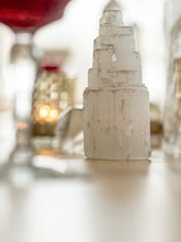 Load image into Gallery viewer, Small Selenite Towers