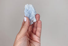 Load image into Gallery viewer, Blue Kyanite Raw Stones
