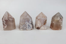 Load image into Gallery viewer, Flower Agate Towers